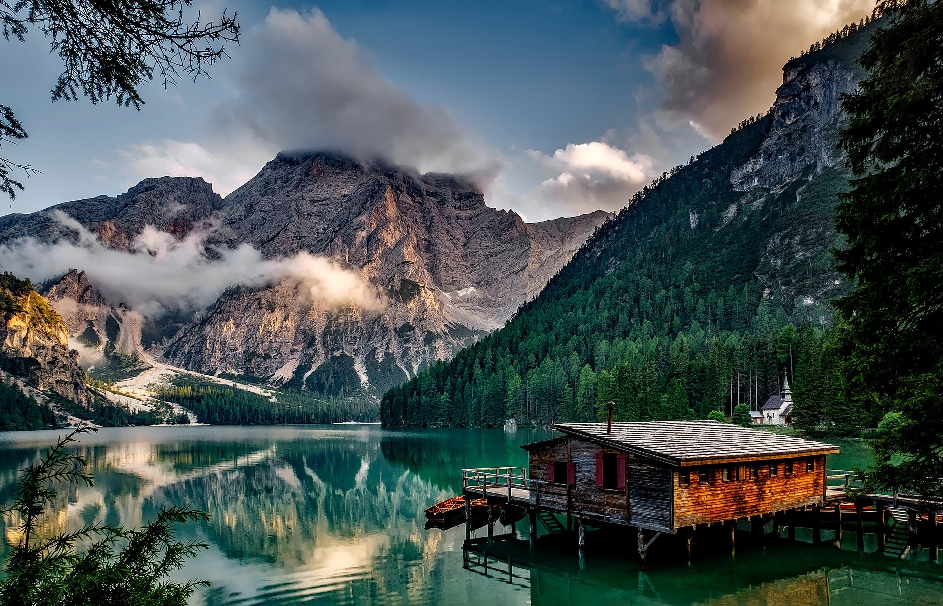 naturbadesee-alpen.jpg